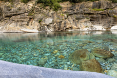 Die grünen Wasser der Verzasca