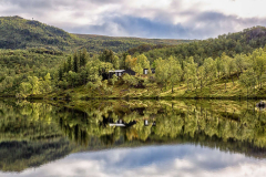 Der Storvatnet und noch ein Ferienhaus